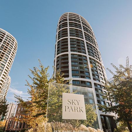 Skau Blue Residence In Sky Park 21 Floor 2 Tower Panoramic View Free Parking Bratislava Esterno foto