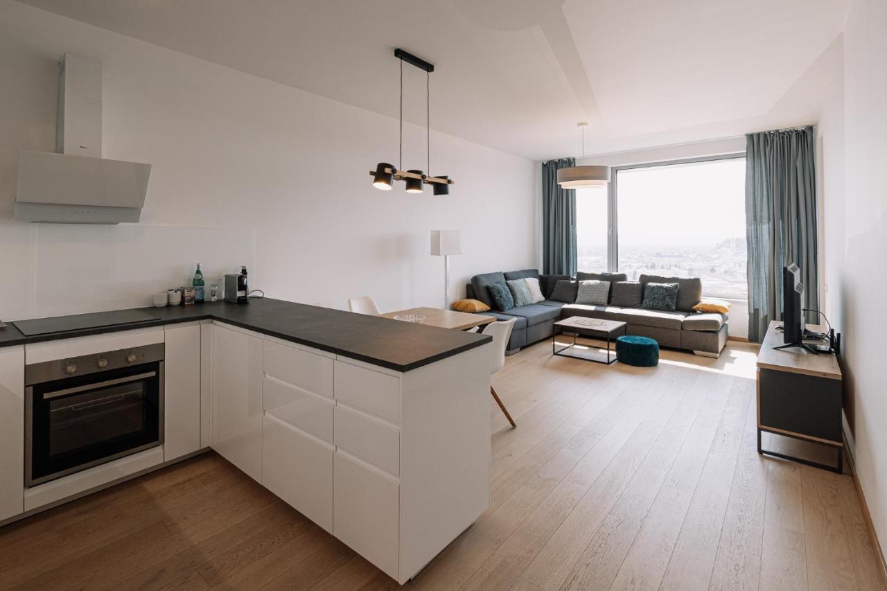 Skau Blue Residence In Sky Park 21 Floor 2 Tower Panoramic View Free Parking Bratislava Esterno foto