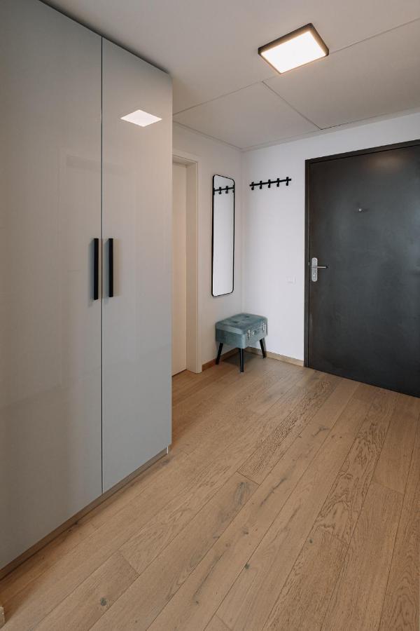 Skau Blue Residence In Sky Park 21 Floor 2 Tower Panoramic View Free Parking Bratislava Esterno foto