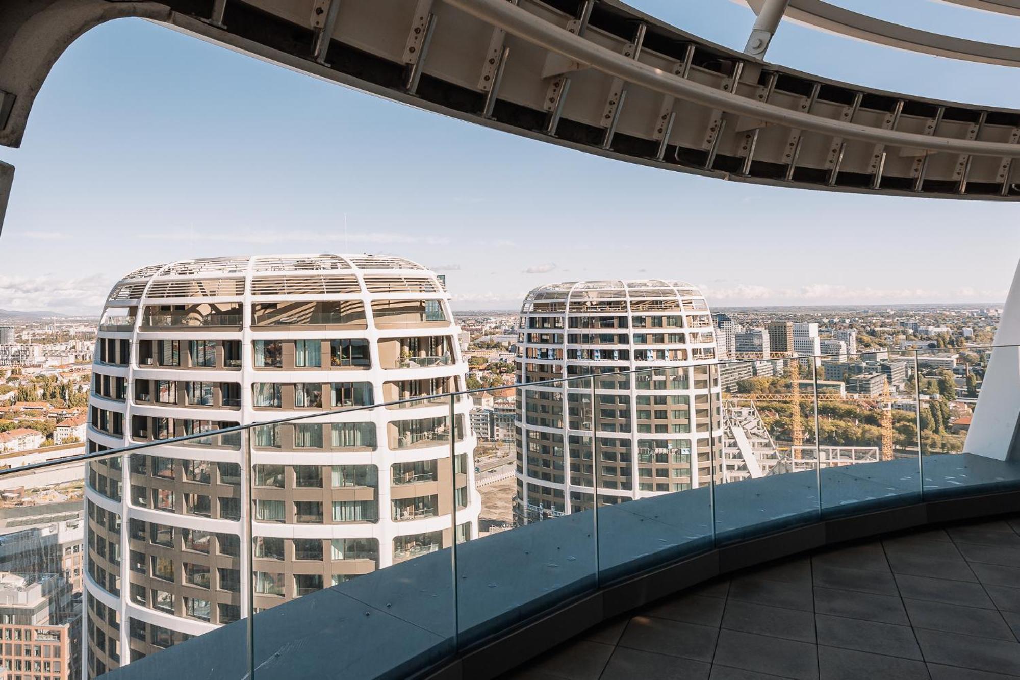 Skau Blue Residence In Sky Park 21 Floor 2 Tower Panoramic View Free Parking Bratislava Esterno foto